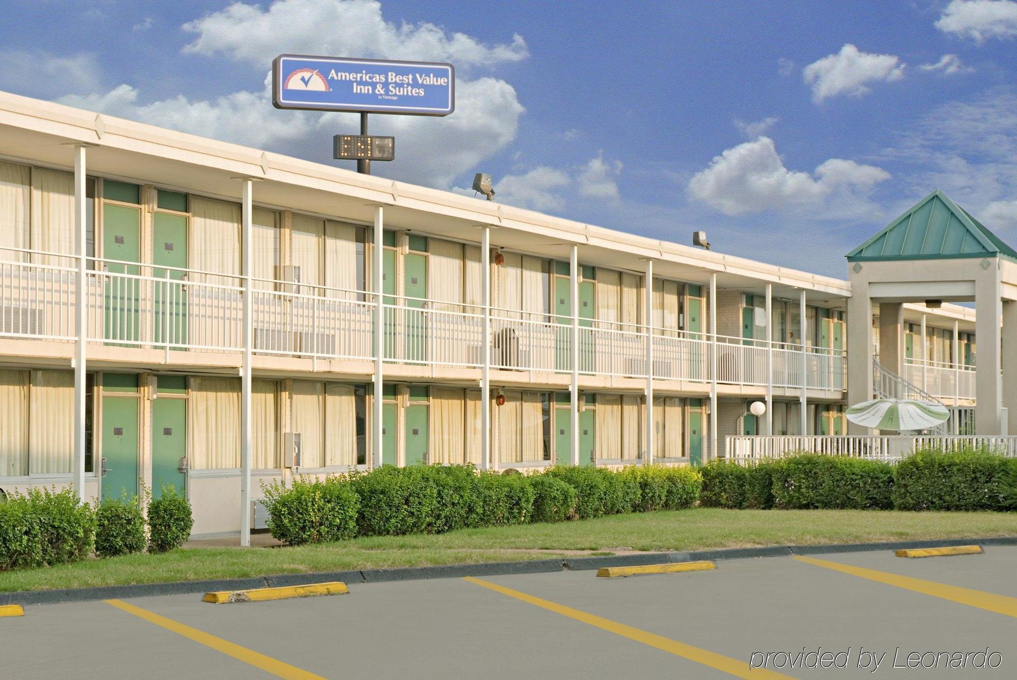 America'S Best Value Inn & Suites - Memphis/Graceland Kültér fotó